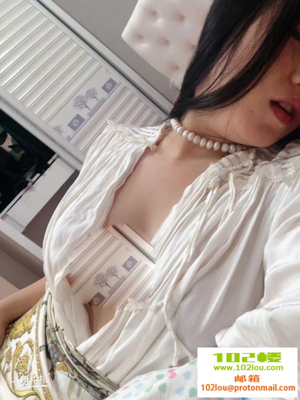 225617gzucezc48vv4eun1.jpeg
